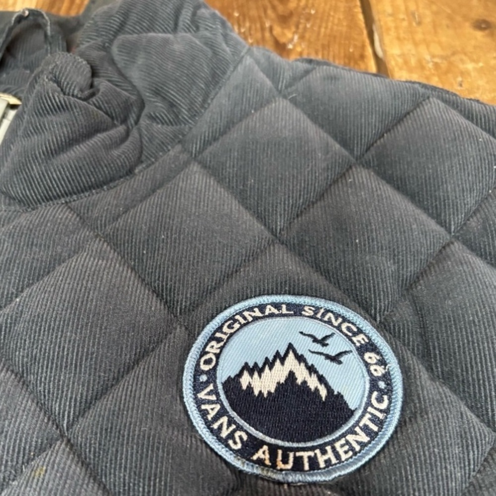 Vans Quilted Blue corduroy, tweed down-fill vest! Men’s L, brand patch, pockets! - Picture 6 of 10